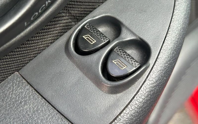imagem-https://www.socarrao.com.br/sc-vehicle-images-prod/4036235/1790102321009-8490831_5_B_e15b21a814.jpeg