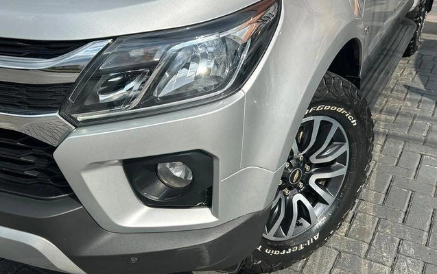 imagem-https://www.socarrao.com.br/sc-vehicle-images-prod/4036237/1790102322632-8493806_10_B_479f9e4ca1.jpeg