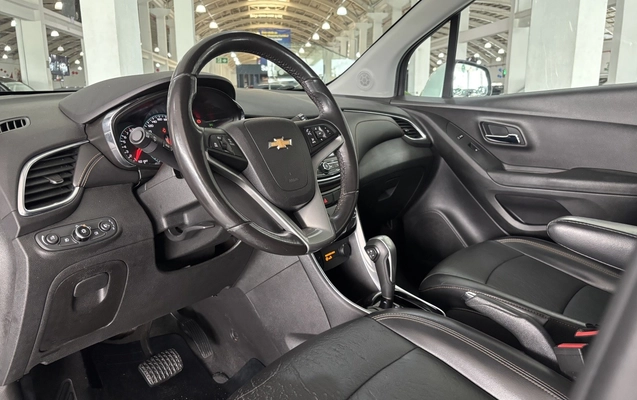 imagem-https://www.socarrao.com.br/sc-vehicle-images-prod/4036241/1790102424234-1_033626.jpg