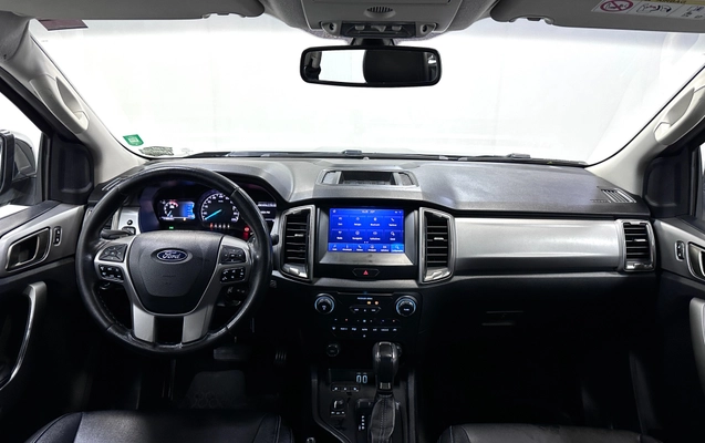 imagem-https://www.socarrao.com.br/sc-vehicle-images-prod/4036249/1790102608643-7c3102b8-208d-4941-a2f7-6db352cb4a95.jpg