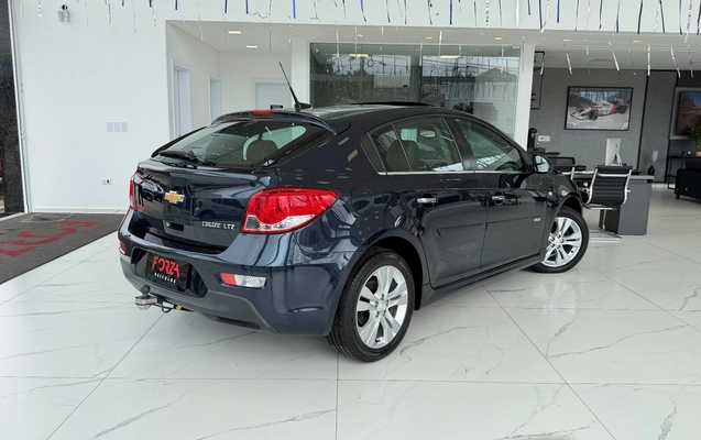 imagem-https://www.socarrao.com.br/sc-vehicle-images-prod/4036448/1790102855964-b6a93c26beb64d1886faf6a79c4c03c5_1790102750439.jpg