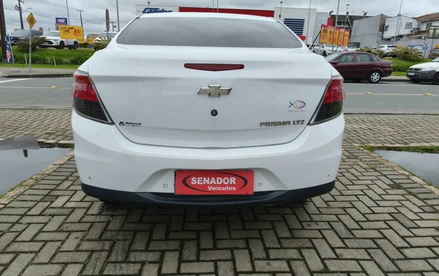 imagem-https://www.socarrao.com.br/sc-vehicle-images-prod/4036462/1790102877956-mYiLJ1IkI8VuYJVsiImSlXCY70Y2vif0.jpg
