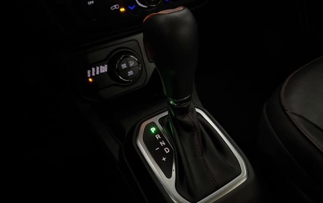 imagem-https://www.socarrao.com.br/sc-vehicle-images-prod/4036521/1790111990375-4f787de9-40f4-4537-94e4-d953ebc9c533.jpg