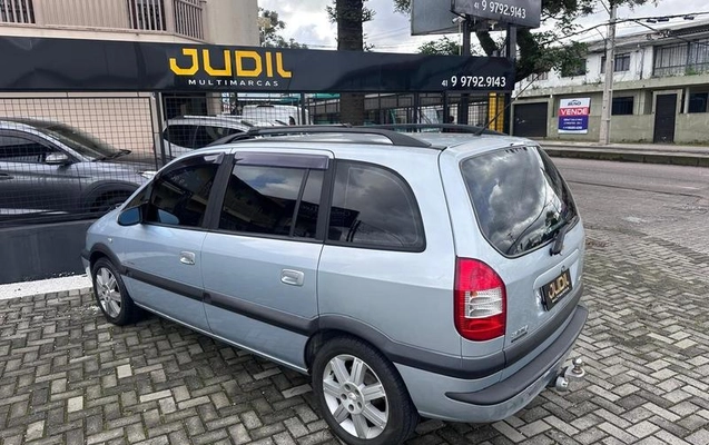 imagem-https://www.socarrao.com.br/sc-vehicle-images-prod/4036570/1790105082932-8499951_7_B_d007e6aa4e.jpeg
