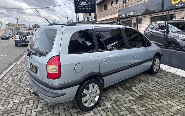 imagem-https://www.socarrao.com.br/sc-vehicle-images-prod/4036570/1790105082937-8499951_3_B_d716f7aafd.jpeg