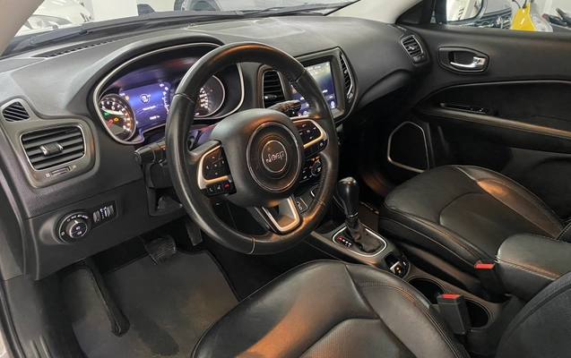 imagem-https://www.socarrao.com.br/sc-vehicle-images-prod/4036582/1790103225311-2d118cea-9721-44d9-b434-ac9b9f9f05fc.jpeg