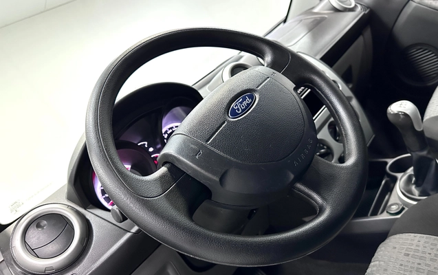 imagem-https://www.socarrao.com.br/sc-vehicle-images-prod/4036704/1790103584059-44be29b4-8a1c-411e-951a-6e372c179f02.jpg