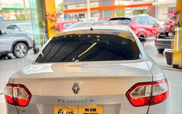 imagem-https://www.socarrao.com.br/sc-vehicle-images-prod/4036705/1790103584541-c92a923f-c82b-40b2-bfcb-a1347737032c.jpg