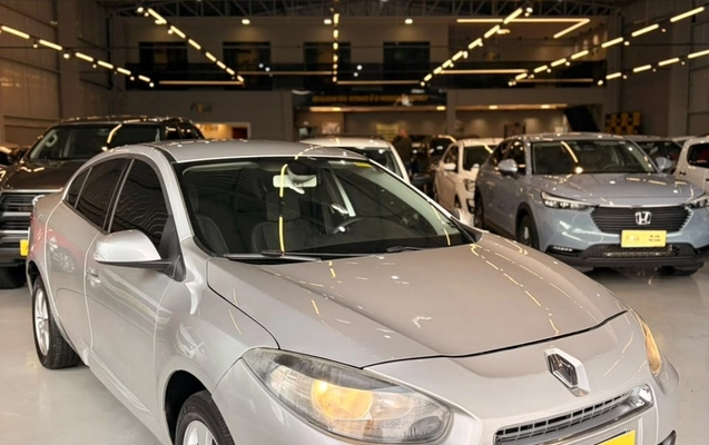 imagem-https://www.socarrao.com.br/sc-vehicle-images-prod/4036705/1790103584542-d264d194-650b-4a53-8d22-90bf5cb622f4.jpg