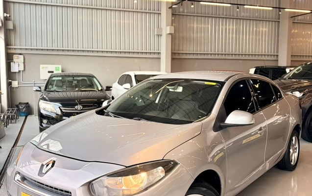 imagem-https://www.socarrao.com.br/sc-vehicle-images-prod/4036705/1790103584543-f74cde10-f8bf-48f0-b3c8-1e0ba59c39c2.jpg