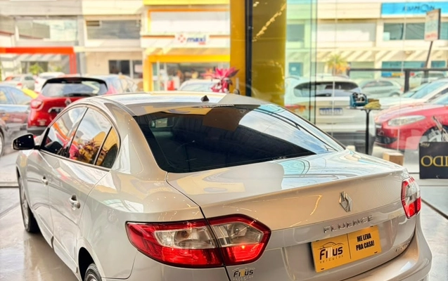 imagem-https://www.socarrao.com.br/sc-vehicle-images-prod/4036705/1790103584547-411ab460-7a00-436a-9e91-d1d3c64e3a19.jpg