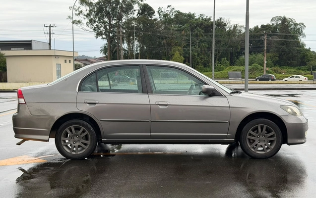 imagem-https://www.socarrao.com.br/sc-vehicle-images-prod/4036730/1790103626427-003_3fab80ea402c6bd2950dc877b10337c3.jpg