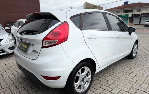 imagem-https://www.socarrao.com.br/sc-vehicle-images-prod/4036732/1790103627926-003_a3afcd3e636acb37bf84bf6ea763f901.jpg