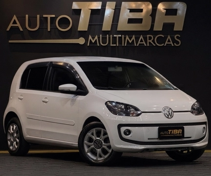 Volkswagen Up! 2015 Branco — foto 1 de 3