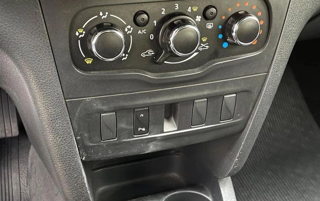 imagem-https://www.socarrao.com.br/sc-vehicle-images-prod/4036817/1790259654577-8268374_9_B_cee94adb04.jpeg