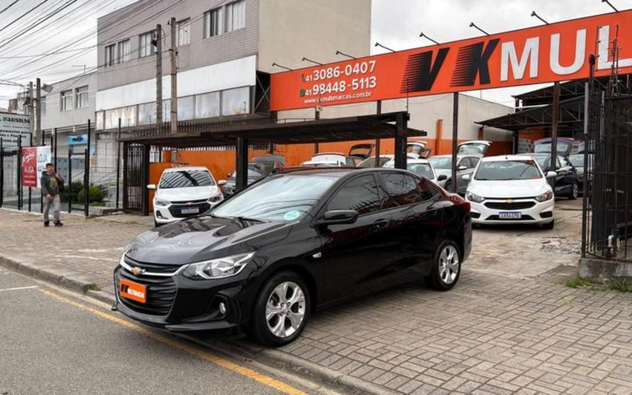 Chevrolet Onix 2023 Preto — foto 1 de 3