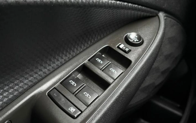 imagem-https://www.socarrao.com.br/sc-vehicle-images-prod/4036993/1790104123697-ODQ5MjIxOF84X0JfMzI4MGU1OTU5ZS5qcGVn.jpeg