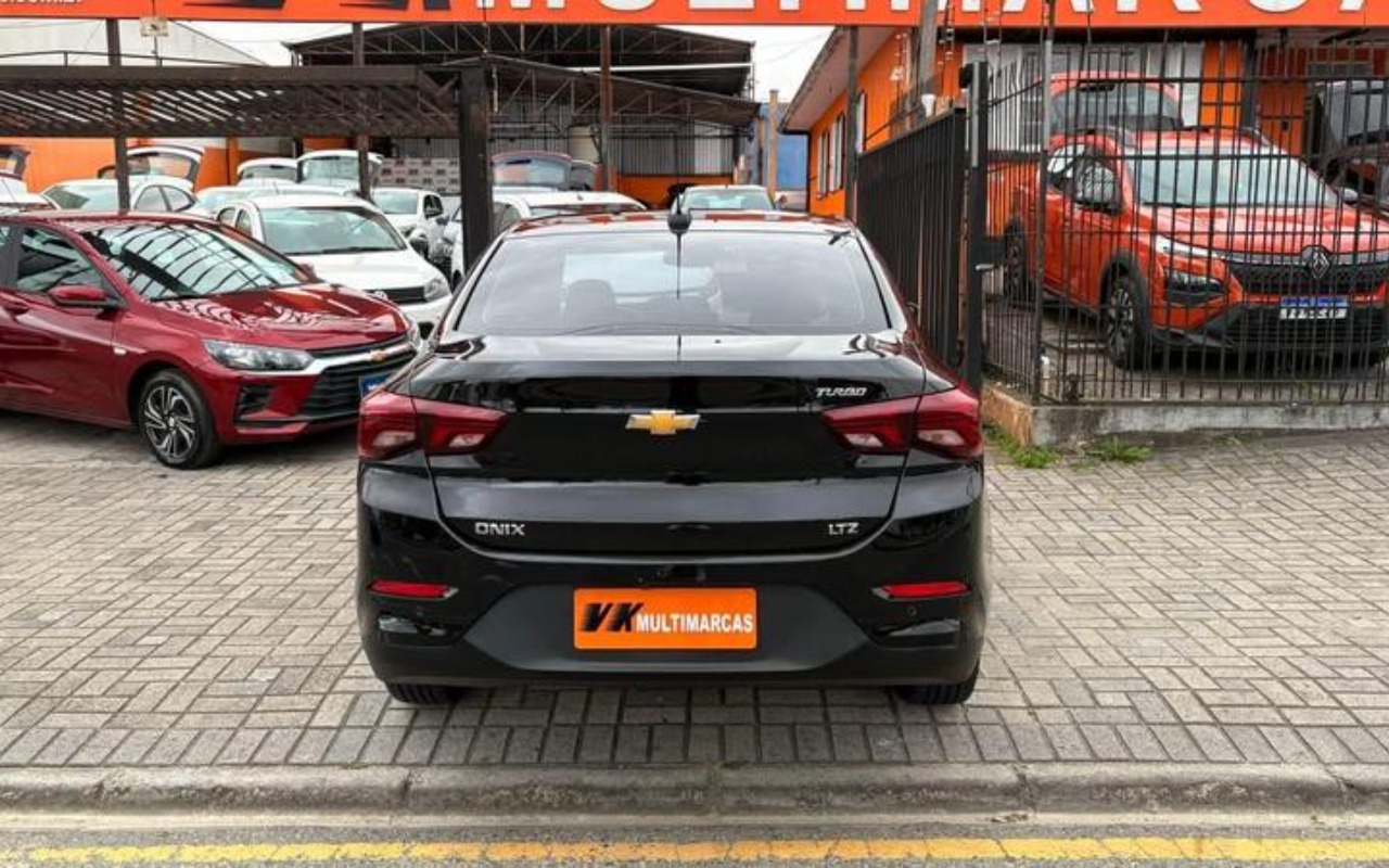 imagem-https://www.socarrao.com.br/sc-vehicle-images-prod/4036993/1790104124822-ODQ5MjIxOF8xOV9CXzUzYjY3ZTk4NDIuanBlZw.jpeg