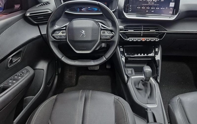 imagem-https://www.socarrao.com.br/sc-vehicle-images-prod/4036995/1790104153972-8408815_13_B_c9e83c5cb2.jpeg