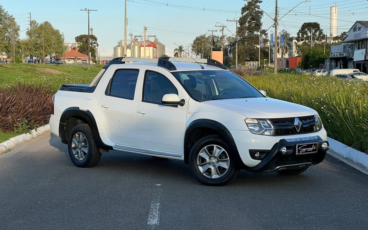 Renault Duster Oroch 2017 Branco — foto 1 de 3