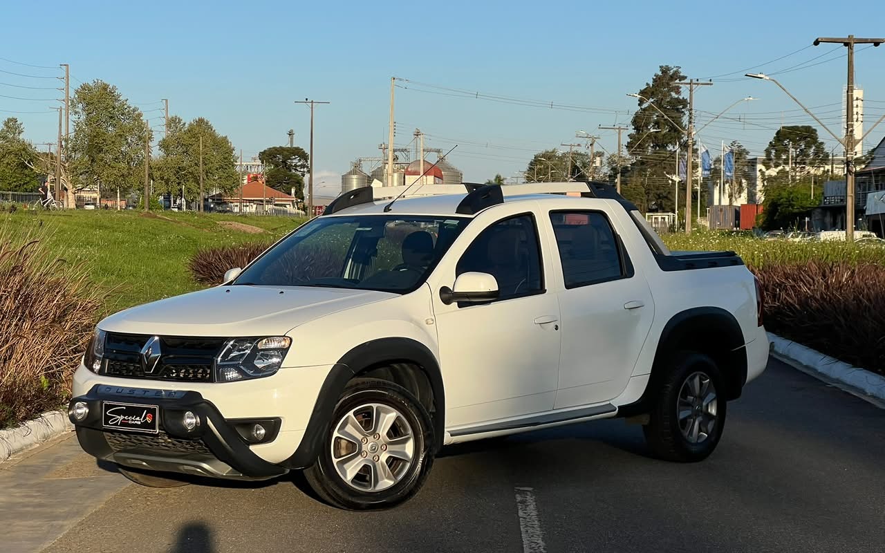 imagem-https://www.socarrao.com.br/sc-vehicle-images-prod/4037006/1790104189790-V2hhdHNBcHAgSW1hZ2UgMjAyNi0wOS0yMiBhdCAxNC40My4xNC5qcGVn.jpeg