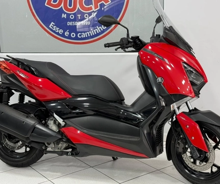 Yamaha XMAX 250 ABS 2023 Vermelho — foto 1 de 3