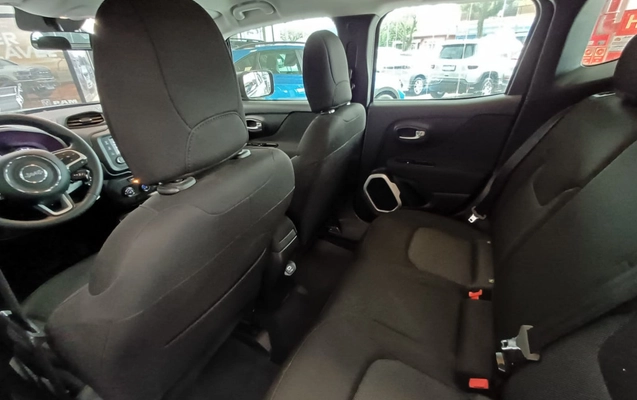 imagem-https://www.socarrao.com.br/sc-vehicle-images-prod/4037030/1790104408253-vehicle_image_1790104391_fbf940d626668d639a77e32182766564.jpeg