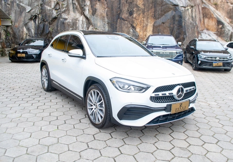 Mercedes-Benz GLA 200 2023 Branco — foto 1 de 3