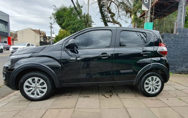 imagem-https://www.socarrao.com.br/sc-vehicle-images-prod/4037146/1790165394858-e0IWoCXYU4SSdyBRMeKyAOKNF6kqMPPq.jpg