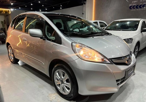 Honda Fit 2013 Prata — foto 1 de 3
