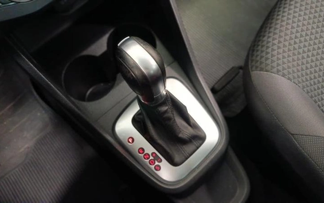 imagem-https://www.socarrao.com.br/sc-vehicle-images-prod/4037170/1790105942972-8478784_19_B_102fce63b0.jpeg