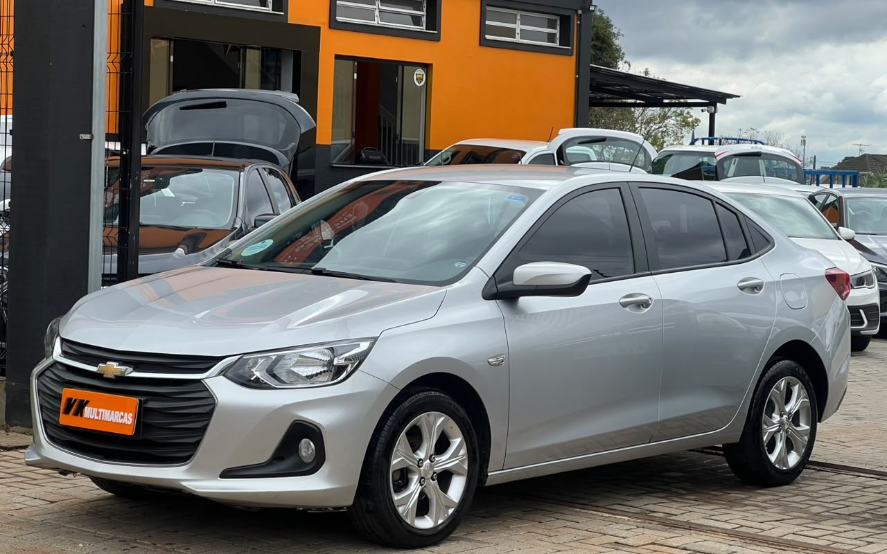 Chevrolet Onix 2023 Prata — foto 1 de 3
