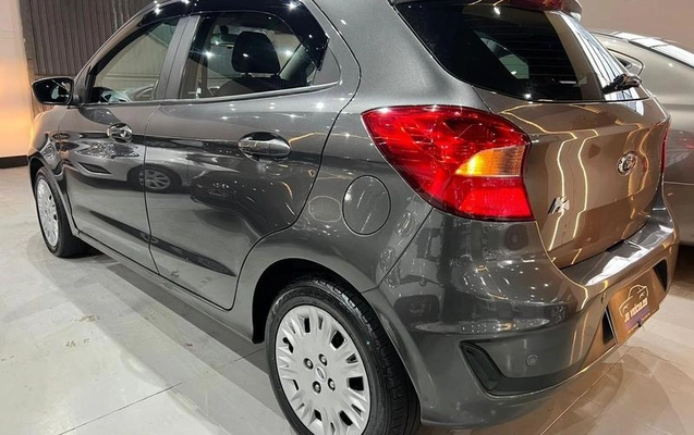 imagem-https://www.socarrao.com.br/sc-vehicle-images-prod/4037264/1790104942841-8045395_8_B_7e20a05f2c.jpeg