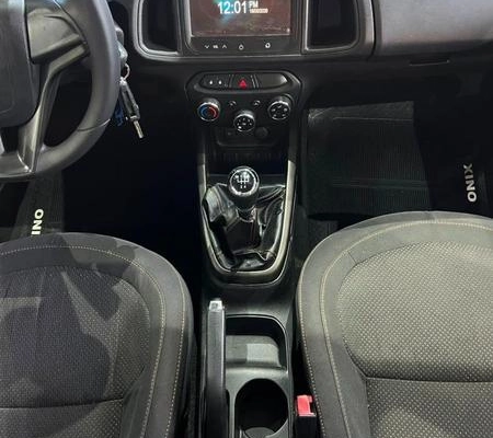 imagem-https://www.socarrao.com.br/sc-vehicle-images-prod/4037296/1790105015775-8165438_9_B_2d47aca13e.jpeg