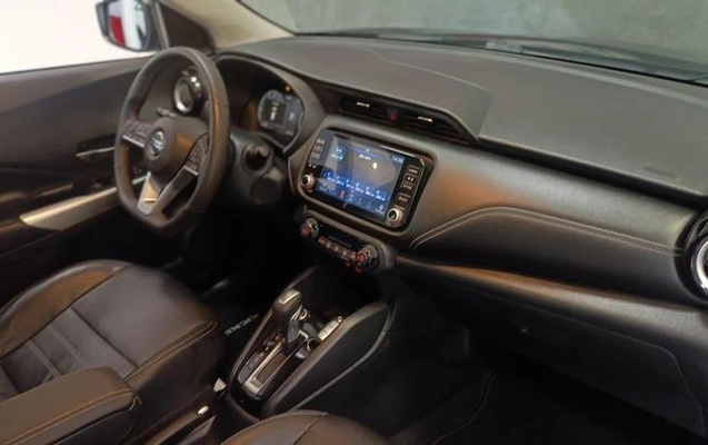 imagem-https://www.socarrao.com.br/sc-vehicle-images-prod/4037303/1790105086542-8360965_24_B_410507bde2.jpeg