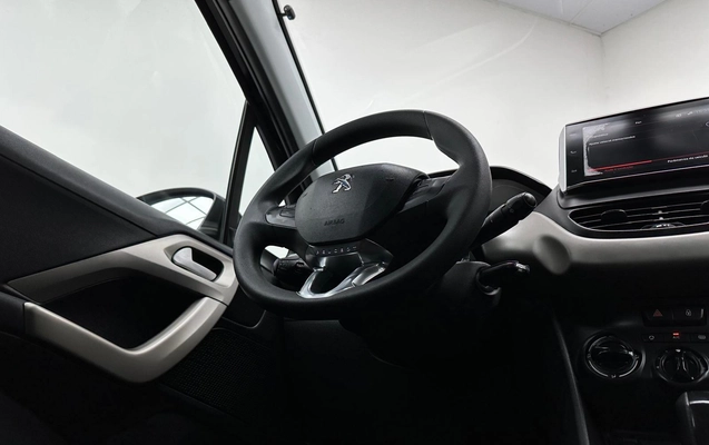 imagem-https://www.socarrao.com.br/sc-vehicle-images-prod/4037305/1790105069303-5cc82562fd4e4283b2d653391dafd6b8_1790104957703.jpg