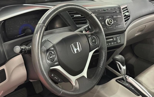 imagem-https://www.socarrao.com.br/sc-vehicle-images-prod/4037370/1790105234315-8502374_2_B_bc7025bdc9.jpeg