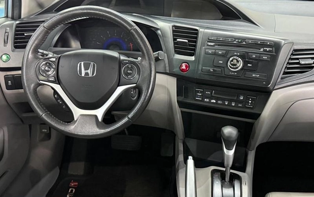 imagem-https://www.socarrao.com.br/sc-vehicle-images-prod/4037370/1790105234321-8502374_14_B_c0a956a416.jpeg