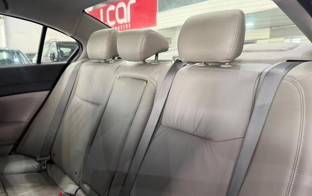 imagem-https://www.socarrao.com.br/sc-vehicle-images-prod/4037370/1790105234331-8502374_4_B_88b03e0e12.jpeg