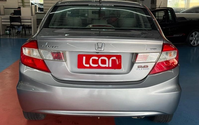 imagem-https://www.socarrao.com.br/sc-vehicle-images-prod/4037370/1790105234333-8502374_12_B_ecd55f9a63.jpeg