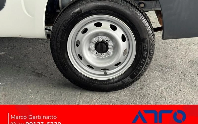imagem-https://www.socarrao.com.br/sc-vehicle-images-prod/4037393/1790197528963-8502181_14_B_830d407fda.jpeg