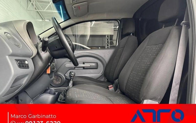 imagem-https://www.socarrao.com.br/sc-vehicle-images-prod/4037393/1790197528971-8502181_9_B_fbc8bd3324.jpeg