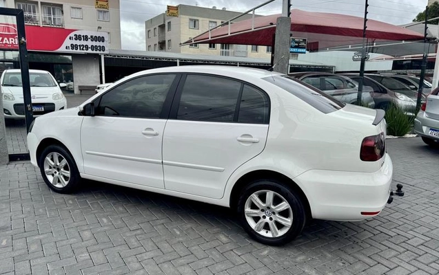 imagem-https://www.socarrao.com.br/sc-vehicle-images-prod/4037406/1790105391418-8488516_13_B_a4613afde3.jpeg