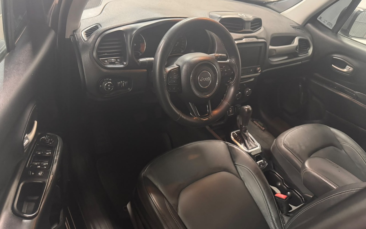 imagem-https://www.socarrao.com.br/sc-vehicle-images-prod/4037617/1790105783767-V2hhdHNBcHAgSW1hZ2UgMjAyNi0wOS0yMiBhdCAxNS4xNy40Ny5qcGVn.jpeg