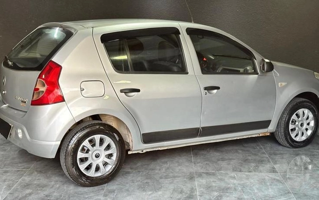 imagem-https://www.socarrao.com.br/sc-vehicle-images-prod/4037701/1790105961512-8255235_3_B_58497a418f.jpeg