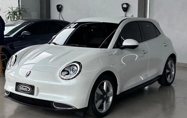 imagem-https://www.socarrao.com.br/sc-vehicle-images-prod/4037703/1790111592182-8491362_2_B_a2c8b69ed7.jpeg