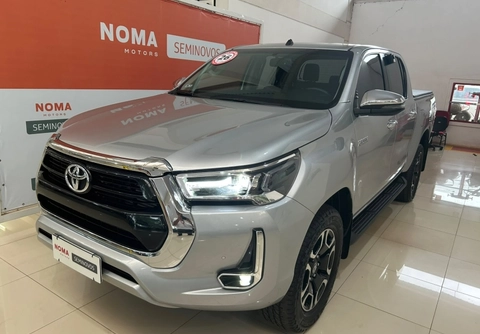 Toyota Hilux 2026 Prata — foto 1 de 3