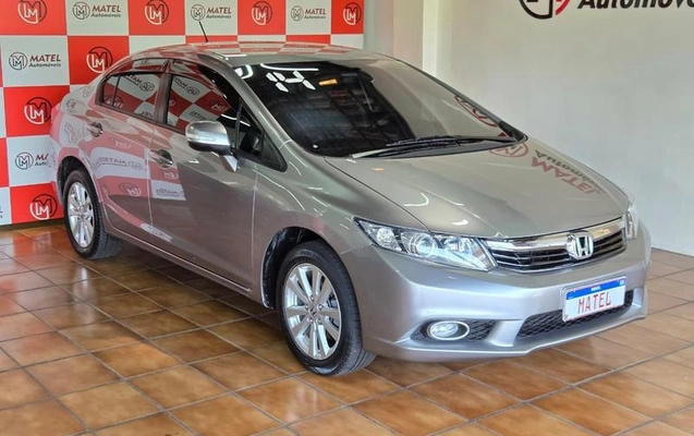 imagem-https://www.socarrao.com.br/sc-vehicle-images-prod/4037856/1791315358511-8490226_1_B_833c0cb3f7.jpeg