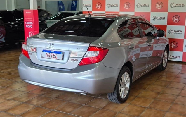 imagem-https://www.socarrao.com.br/sc-vehicle-images-prod/4037856/1791315358518-8490226_1_B_1ba57c67ac.jpeg