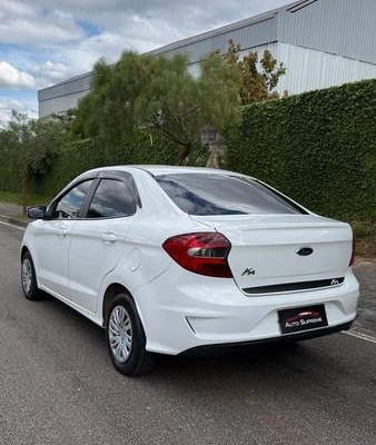 imagem-https://www.socarrao.com.br/sc-vehicle-images-prod/4037868/1790106343775-8487297_3_B_9ca60e7d72.jpeg